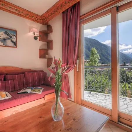 Le Cristal Mb5 Pool & Parking - Happy Apartman Chamonix