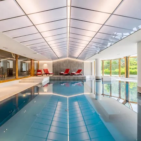 Le Cristal Mb5 Pool & Parking - Happy